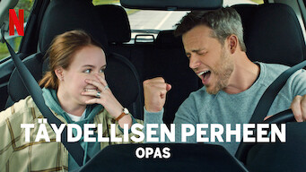 Täydellisen perheen opas (2021)